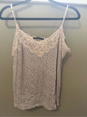 Abercrombie & Fitch Lace-Trim Floral Cami in Light Pink